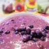 Геркулесовая каша с черникой