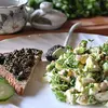 Салат из печени трески