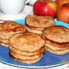 Оладьи с гречкой и яблоками