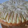 Пирог с творогом, яблоками и цукатами