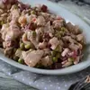 Рыбный салат со свеклой и зеленым горошком
