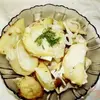Картофель маринованный, запеченный с луком