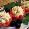 Еврейский салат в помидорных корзинках