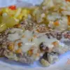 Запеченные свиные котлеты с картофельным гарниром