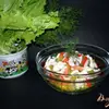 Салат из крабовых палочек и апельсина.