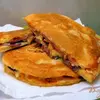 Пита горячая, с начинкой.
