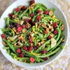 Запечёная стручковая фасоль с грецкими орехами и вяленой клюквой