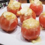 Запеченные помидоры с кабачком и сыром