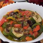 Салат-гарнир из запеченных овощей
