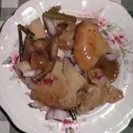 Соленые грузди с луком