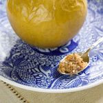 Яблоки, запеченные с мёдом и орехами