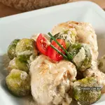 Курица с брюссельской капустой