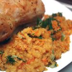 Курица в рукаве с гарниром из чечевицы