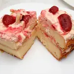 Творожный торт с клубникой
