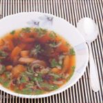 Суп с сушеными баклажанами и маринованными грибами
