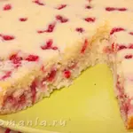 Манная коврижка с красной смородиной