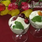 Десерт Фрукты в сметане