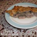 Свинина в вине под слоеным тестом Чеширское мясо