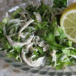 Диетический салат с курицей и овощами