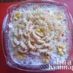 Салат кукурузный с чипсами и крабовыми палочками