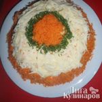 Салат с брусникой и яблоками  Елочная  игрушка