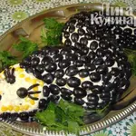 Салат Новогодняя змейка