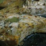 Лосось, запеченный  к ужину с медом и лимоном
