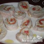 Рулетики из курицы с беконом и сыром