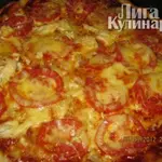 Тонкая итальянская  пицца с томатами
