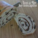 Рулет с корицей и изюмом