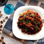 Фасоль в томате с овощами