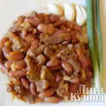 Фасоль, тушёная с мясом и овощами