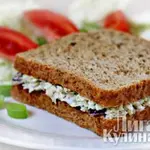 Сэндвич с тунцом