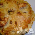 Пирог с карамелизованными яблоками