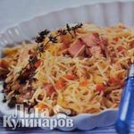 Лапша с консервированным лососем