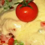 Горячий салат с пекинской капустой