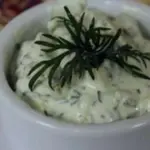 Соус с солеными огурцами