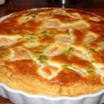 Открытый пирог с лосолем и спаржей