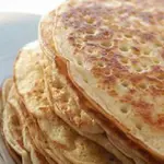 Толстые пышные блины на дрожжах