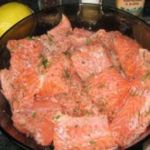 Как замариновать семгу для шашлыка