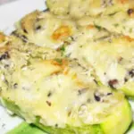 Кабачки фаршированные, запеченные в духовке
