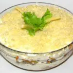 Салат из рыбных консервов