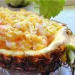 Салат с ананасом и креветками