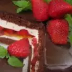 Клубничный торт