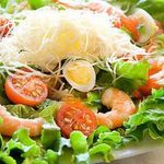 Салат с креветками