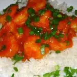 Пикантные креветки с чесноком