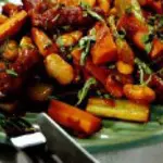 Марокканское рагу с колбасками