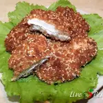 Куриное филе в панировке с кунжутом