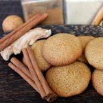 Овсяное печенье с имбирем и корицей