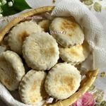 Пышки на оливковом рассоле с кунжутом (без масла)